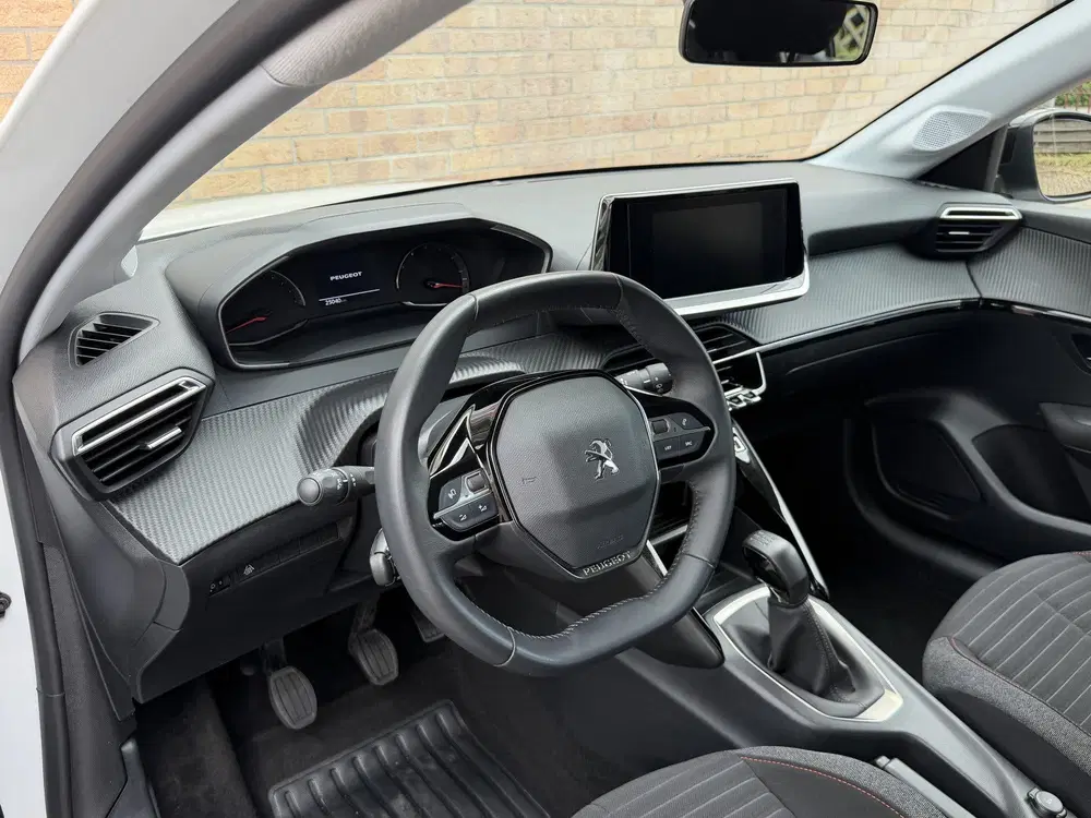 Peugeot 208 1.2 PureTech Active uit 2022, foto 8