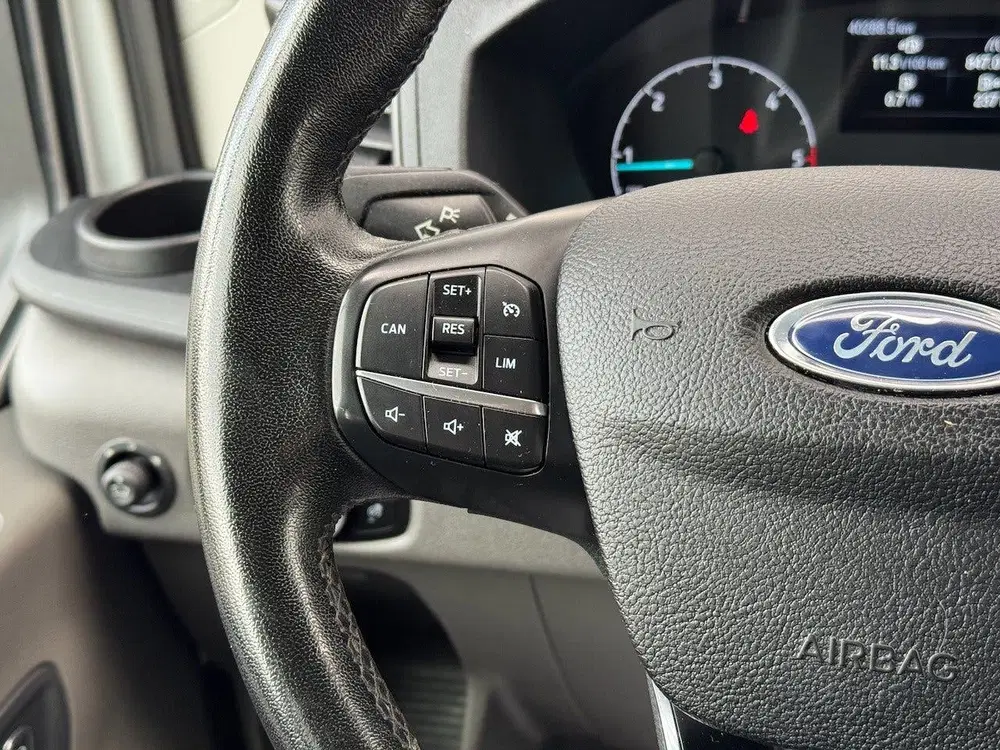 Ford Transit 350 2.0 TDCI L2H1 DC 4WD uit 2020, foto 16
