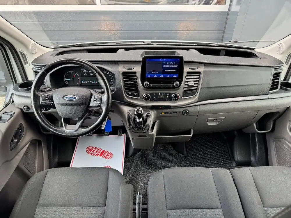 Ford Transit 350 2.0 TDCI L2H1 DC 4WD uit 2020, foto 3