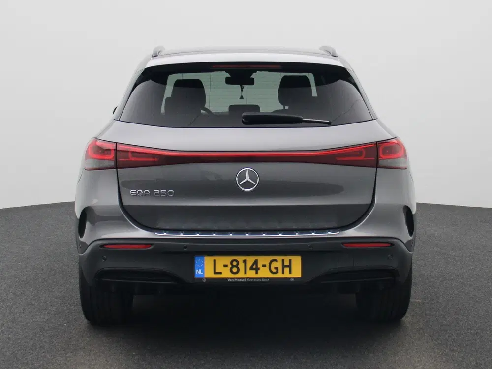 Mercedes-Benz EQA 250 Business Solution AMG 67 kWh uit 2021, foto 5