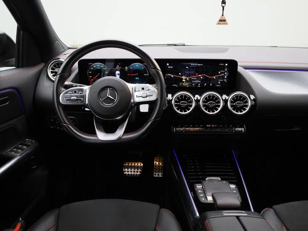 Mercedes-Benz EQA 250 Business Solution AMG 67 kWh uit 2021, foto 7
