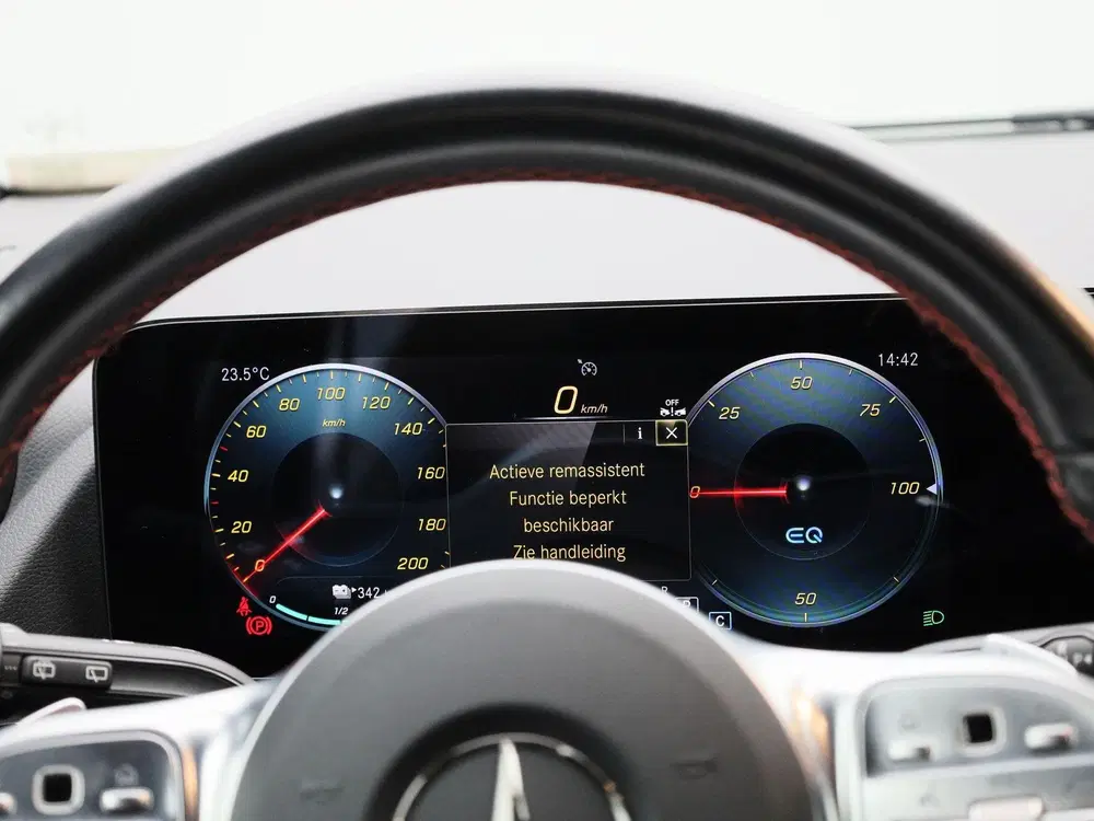 Mercedes-Benz EQA 250 Business Solution AMG 67 kWh uit 2021, foto 8