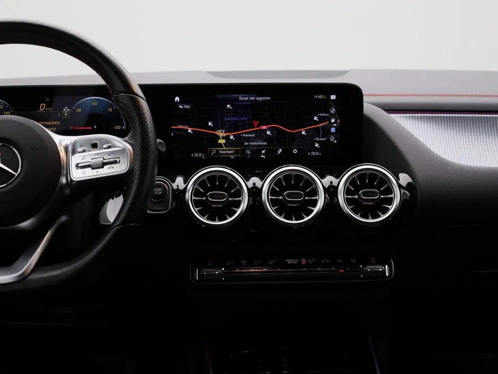 Mercedes-Benz EQA 250 Business Solution AMG 67 kWh uit 2021, foto 9