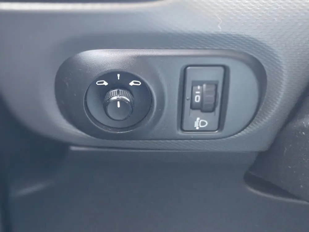 Citroën C4 Cactus 1.2 PureTech AUTOMAAT NAVI TEL LM CAMERA uit 2019, foto 19