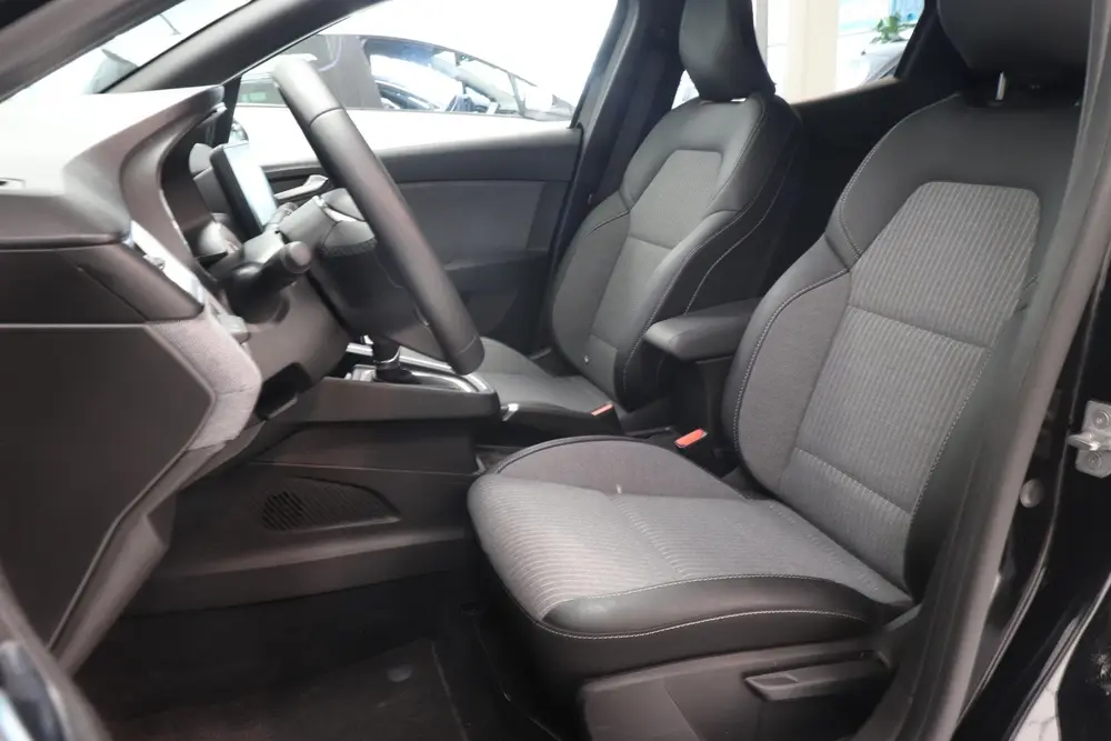 Renault Clio 1.6 E-Tech Full Hybrid 145 techno uit 2025, foto 7