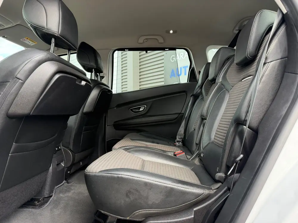 Renault Grand Scenic Grand Scénic 1.3 TCe 140PK 7pers. GrootNav uit 2019, foto 11