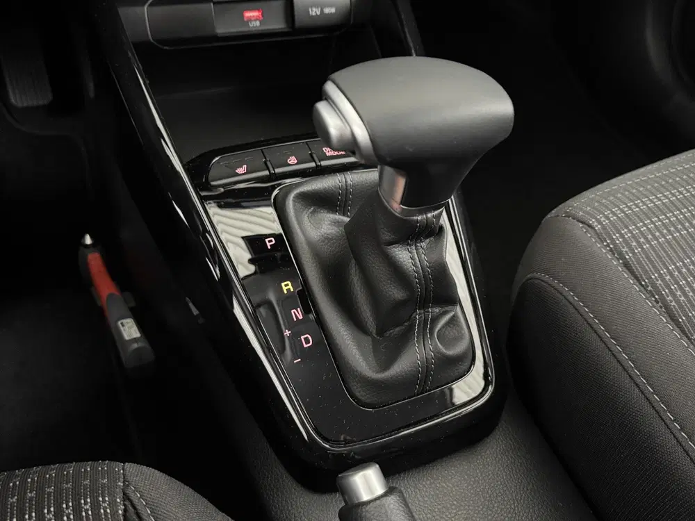 Kia Stonic 1.0 T-GDi MHEV DynamicPlusLine uit 2025, foto 17