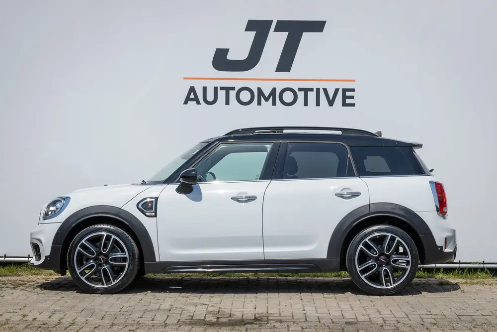 Mini Cooper 2.0 Cooper S kniightbridge nl auto Panoramadak | uit 2019, foto 2