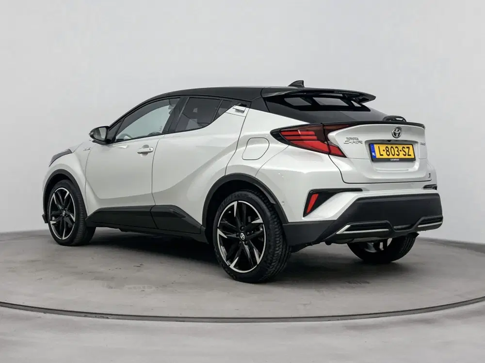 Toyota C-Hr 2.0 Hybrid GR-Sport uit 2021, foto 17