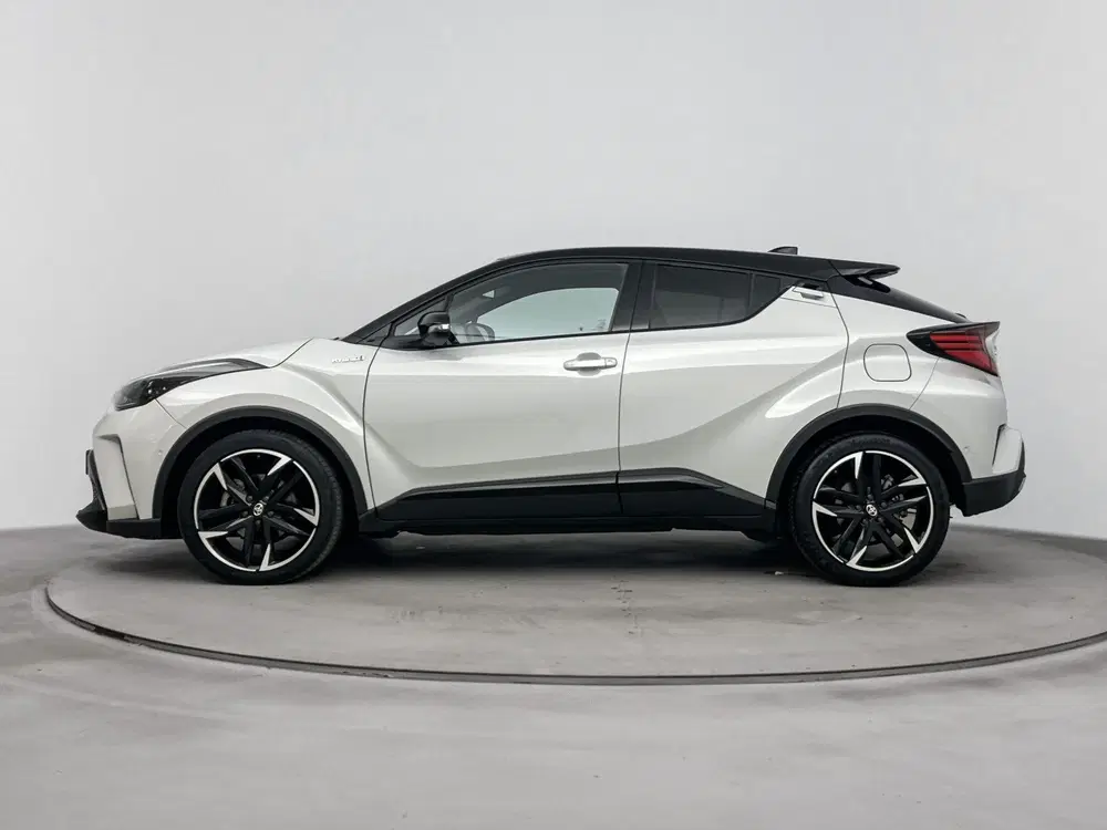 Toyota C-Hr 2.0 Hybrid GR-Sport uit 2021, foto 3