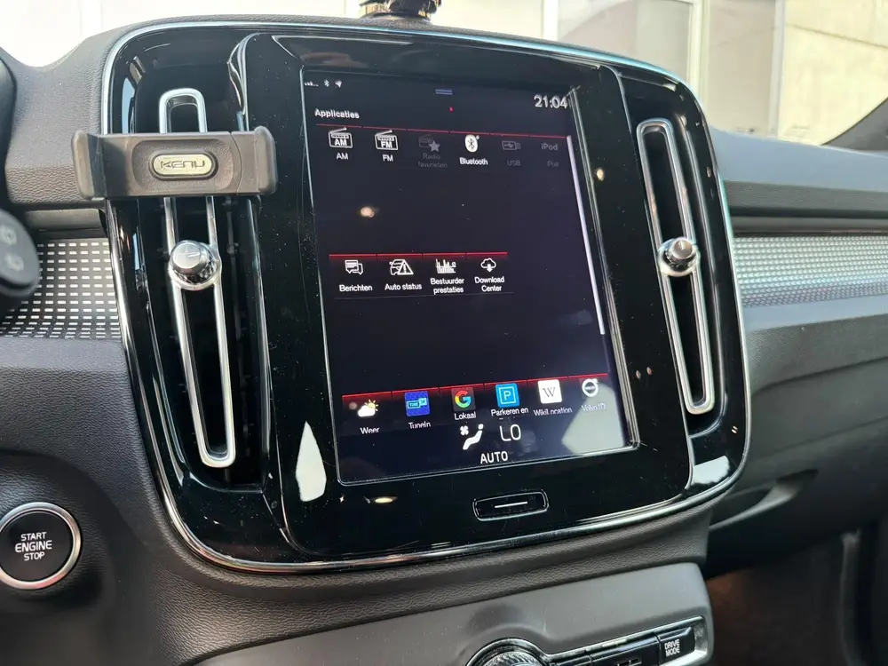 Volvo XC40 2.0 T4 R-Design / Navigatie / Airco Automatisch / uit 2019, foto 12