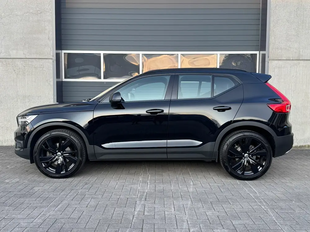 Volvo XC40 2.0 T4 R-Design / Navigatie / Airco Automatisch / uit 2019, foto 8