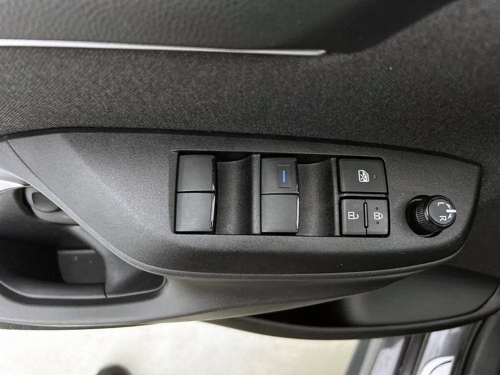 Toyota Yaris 1.5 Hybrid Dynamic uit 2022, foto 20