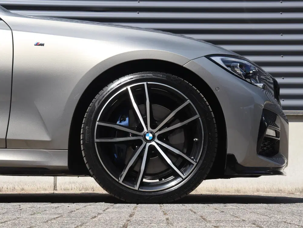 BMW 3-serie Sedan 330i xDrive uit 2020, foto 6