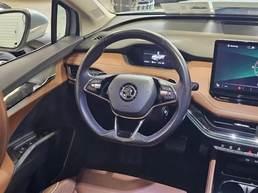 Skoda Enyaq 80 BEV 204pk 77kWh Comfort Sport Plus uit 2021, foto 9