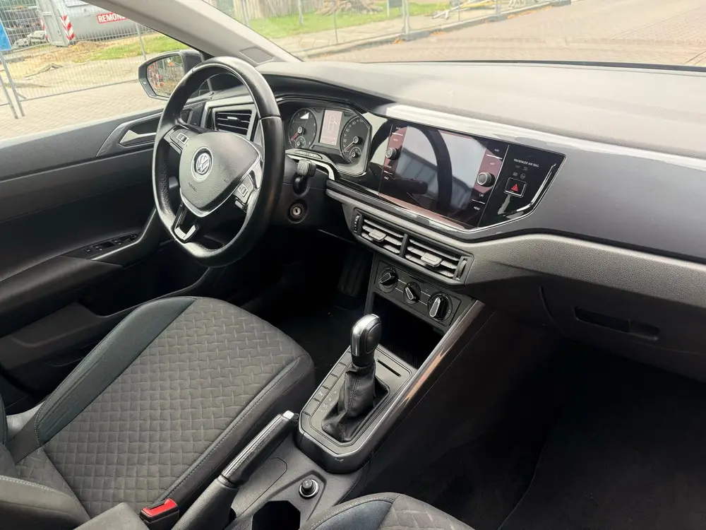Volkswagen Polo 1.0 TSI 95pk 2020 Zwart uit 2020, foto 13