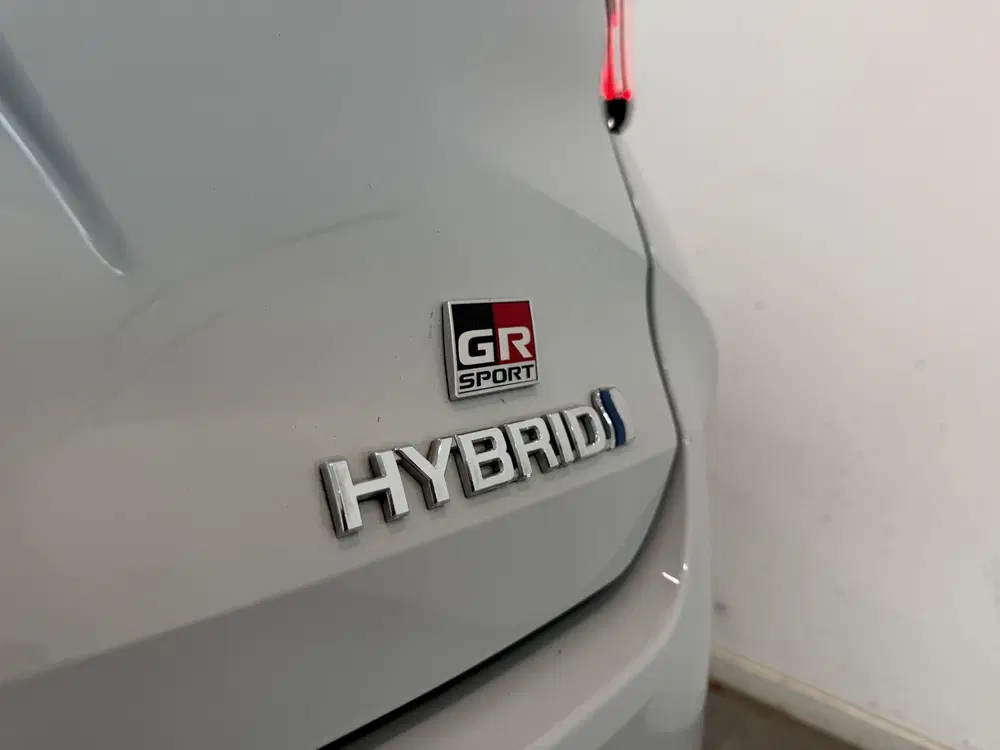 Toyota Corolla 1.8 Hybrid GR-Sport uit 2022, foto 14