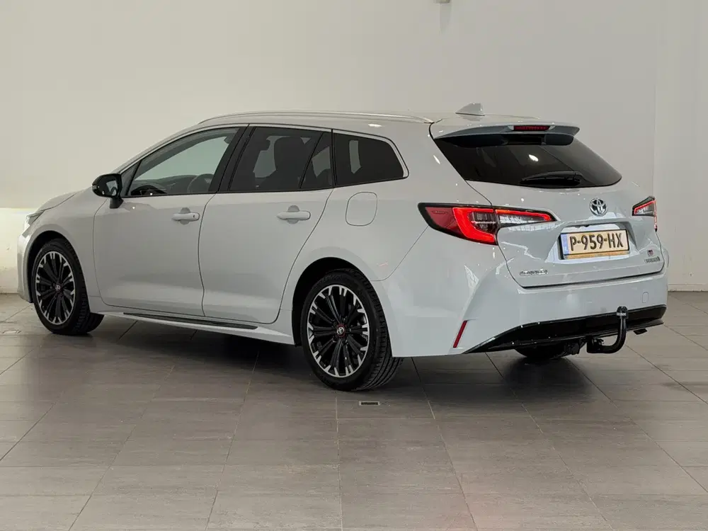 Toyota Corolla 1.8 Hybrid GR-Sport uit 2022, foto 6