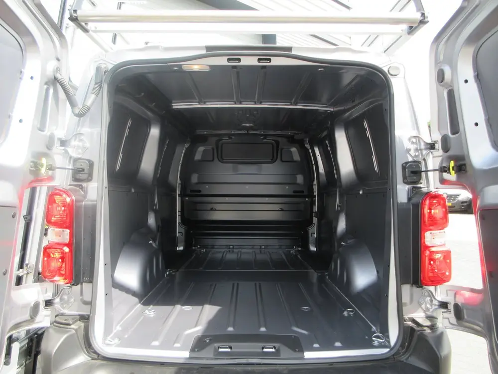 Opel Vivaro L3 75 kWh uit 2025, foto 9