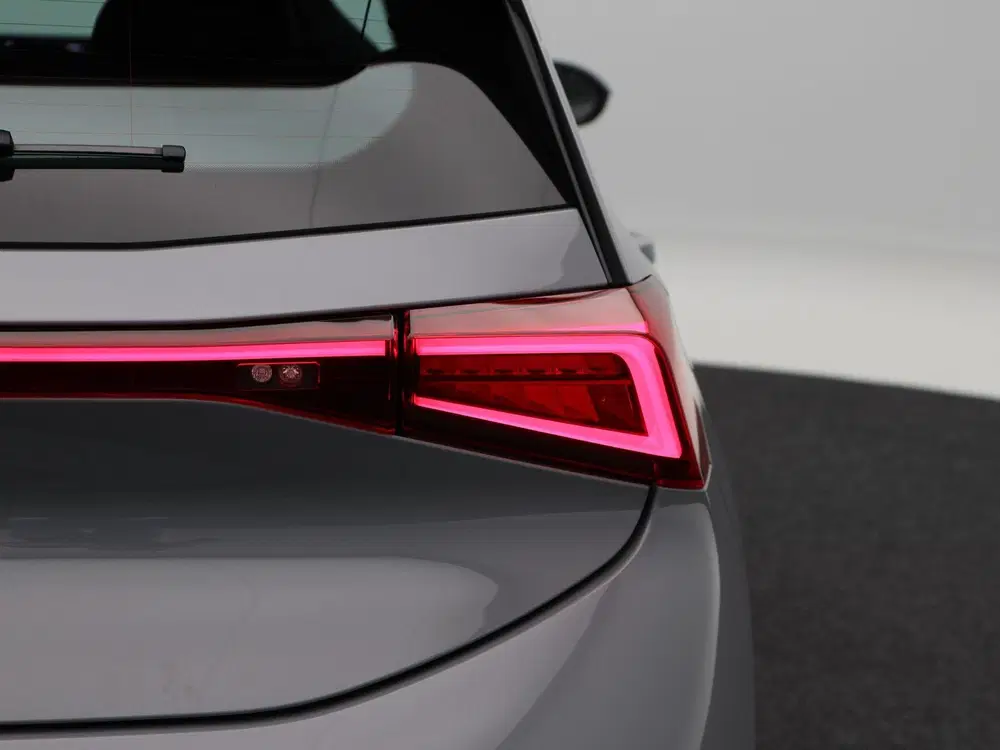 Cupra Born Business Plus 62 kWh 204 Pk uit 2024, foto 14