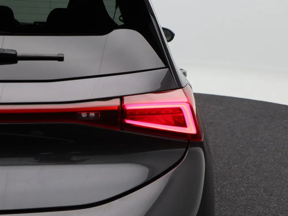 Cupra Born Copper Edition One 62 kWh 204 Pk uit 2022, foto 14