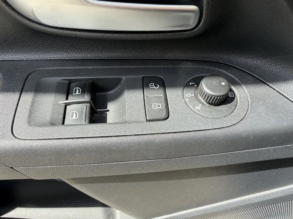 Volkswagen Up! 1.0 BMT move up! * Airco * Sportvelgen * uit 2019, foto 9