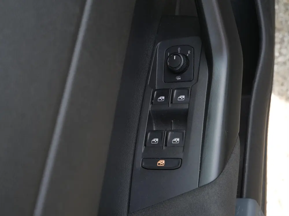 VOLKSWAGEN Polo 1.0 TSI 95pk Comfortline | DAB+ | 2x PDC | C uit 2019, foto 14