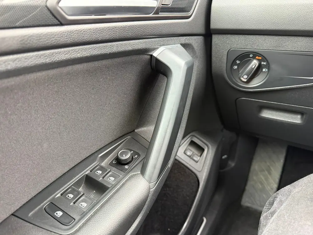 Volkswagen Tiguan 1.4 TSI eHybrid Business+ 245PK Automaat i uit 2023, foto 20