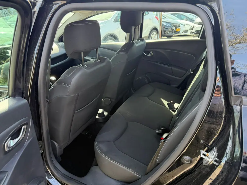 Renault Clio 0.9 TCe Life uit 2019, foto 19