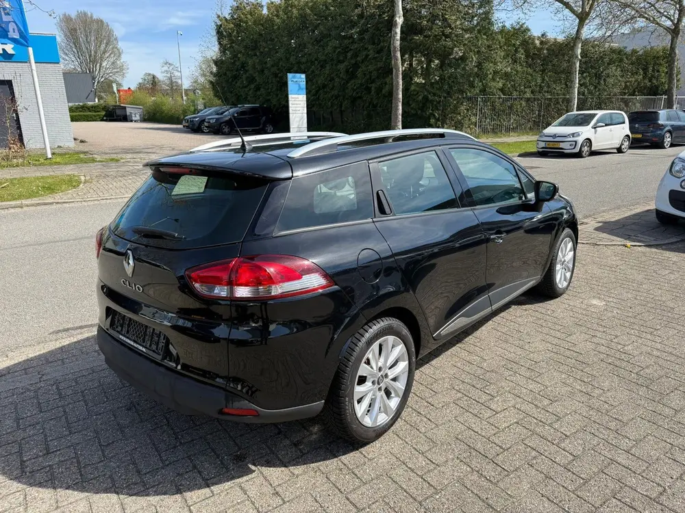 Renault Clio 0.9 TCe Life uit 2019, foto 2