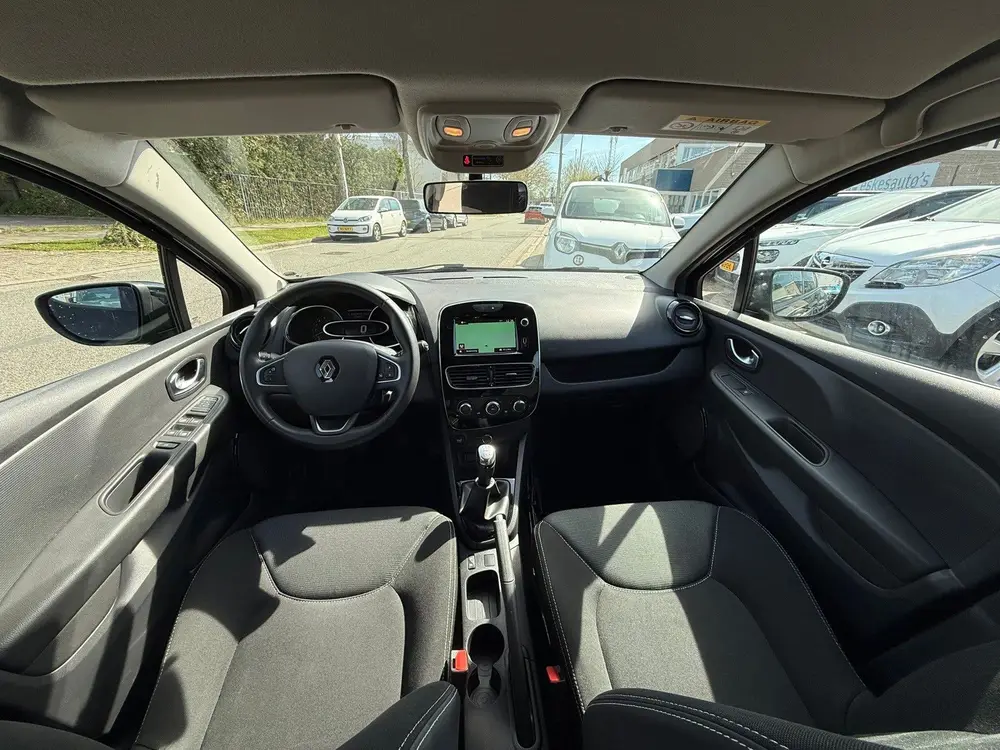 Renault Clio 0.9 TCe Life uit 2019, foto 3