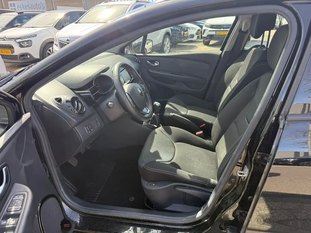 Renault Clio 0.9 TCe Life uit 2019, foto 9