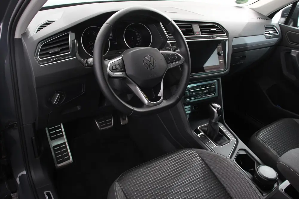 Volkswagen Tiguan 1.5 TSI DSG Active Navigatie Climate Contr uit 2022, foto 9