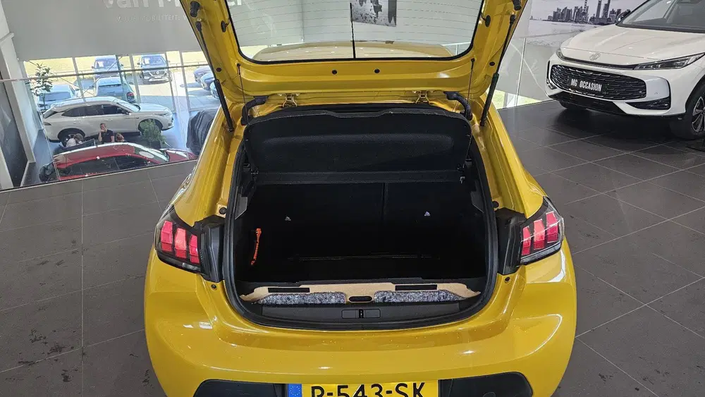 Peugeot 208 1.2 Active Luxe uit 2022, foto 10