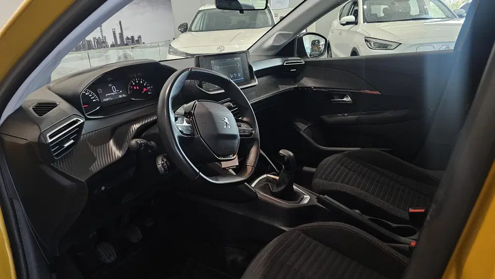 Peugeot 208 1.2 Active Luxe uit 2022, foto 12