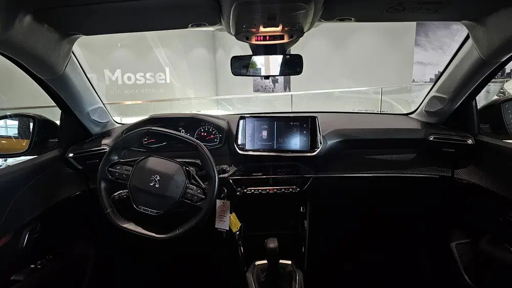 Peugeot 208 1.2 Active Luxe uit 2022, foto 14