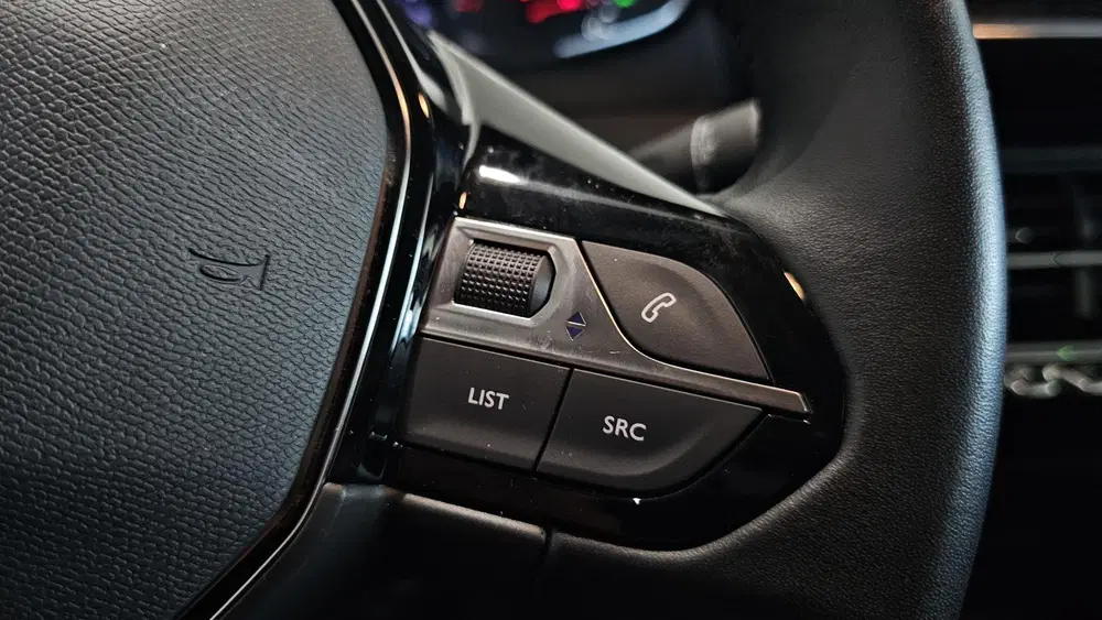 Peugeot 208 1.2 Active Luxe uit 2022, foto 17