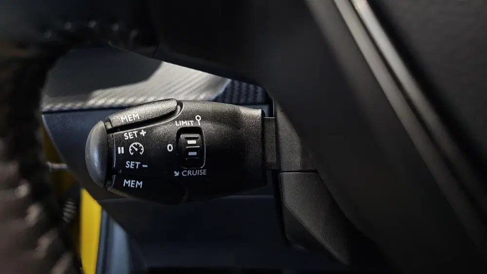 Peugeot 208 1.2 Active Luxe uit 2022, foto 19