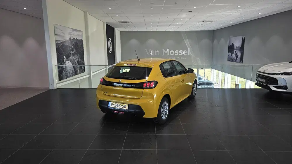 Peugeot 208 1.2 Active Luxe uit 2022, foto 6