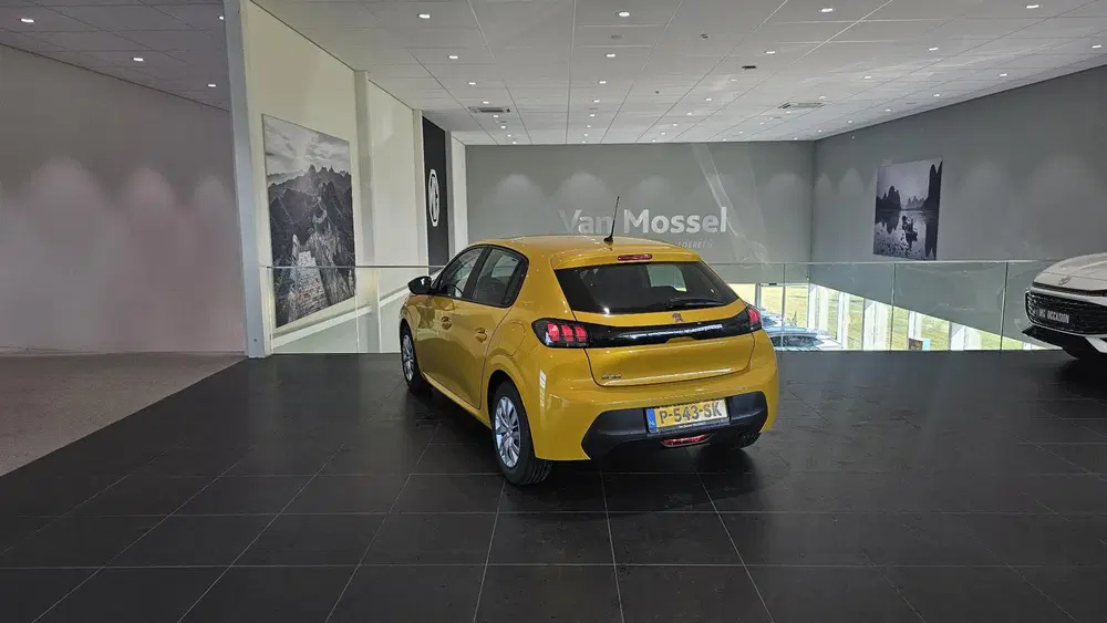 Peugeot 208 1.2 Active Luxe uit 2022, foto 8