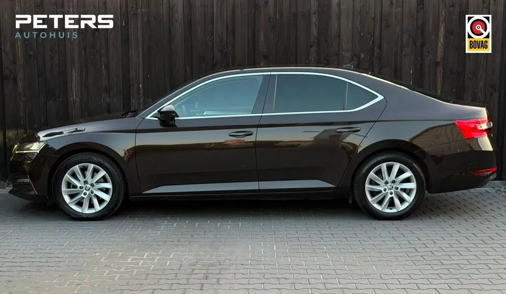 Skoda Superb 1.4 TSI iV Business Edition uit 2020, foto 7
