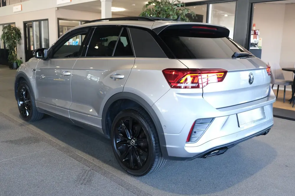 Volkswagen T-Roc 1.5 TSI R-Line Black Pack Pano Navi Acc Led uit 2022, foto 10