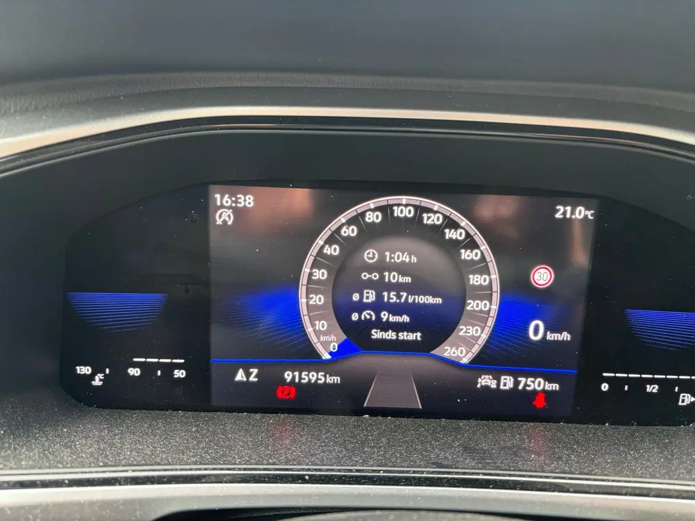 Volkswagen T-Roc 1.0 TSI life business 110pk 2022 Grijs uit 2022, foto 10