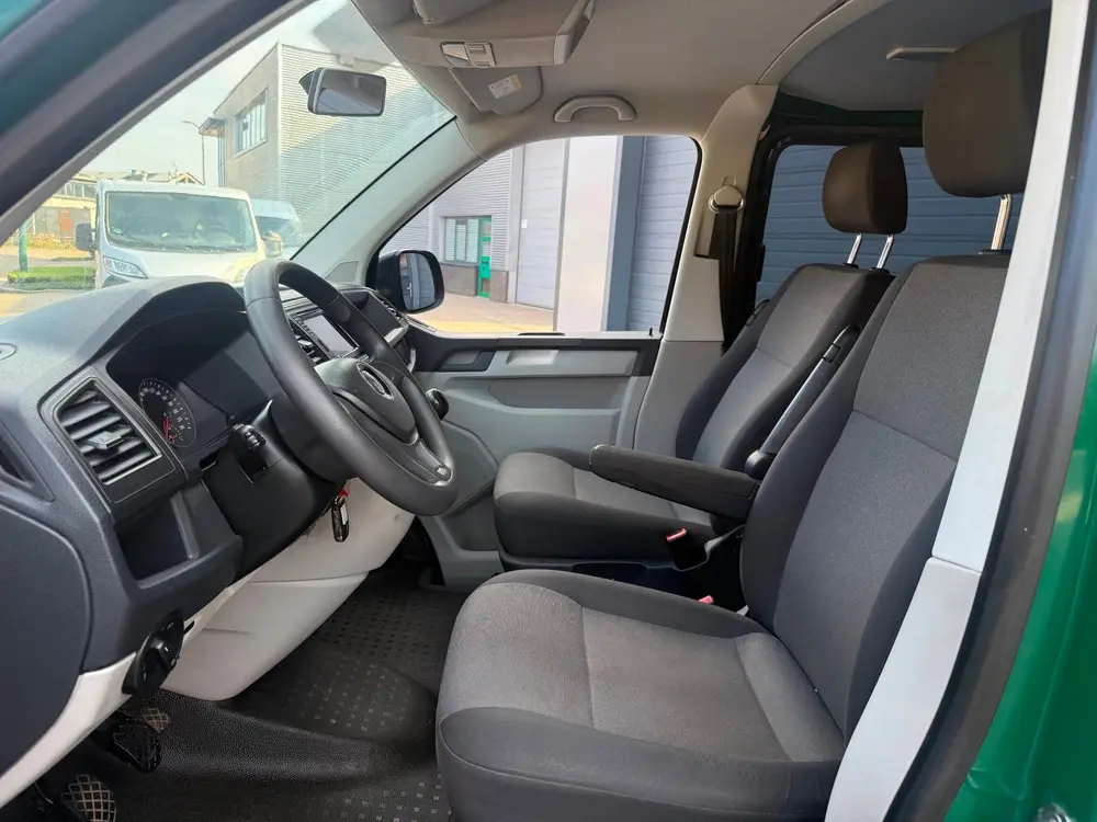 Volkswagen Transporter 2.0 TDI 150 PK L2H1 uit 2019, foto 11
