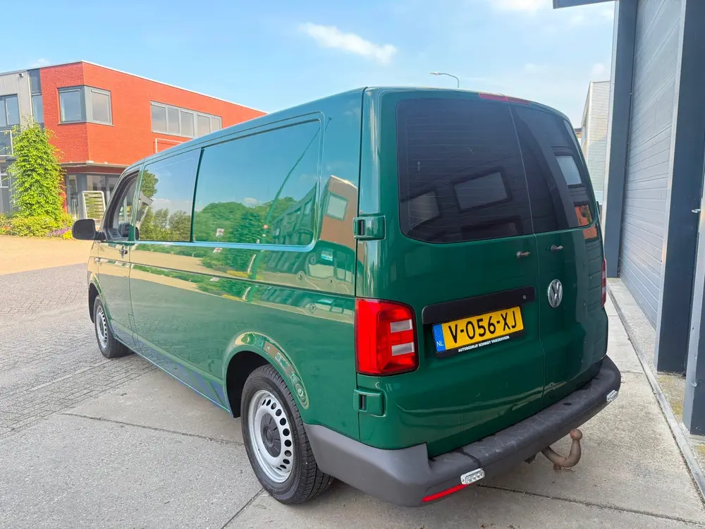Volkswagen Transporter 2.0 TDI 150 PK L2H1 uit 2019, foto 3