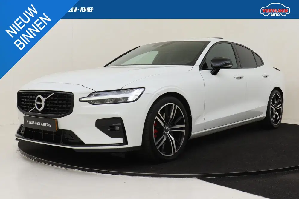 Volvo S60 B4 (M-HYBRID) R-DESIGN -PANO.DAK uit 2020