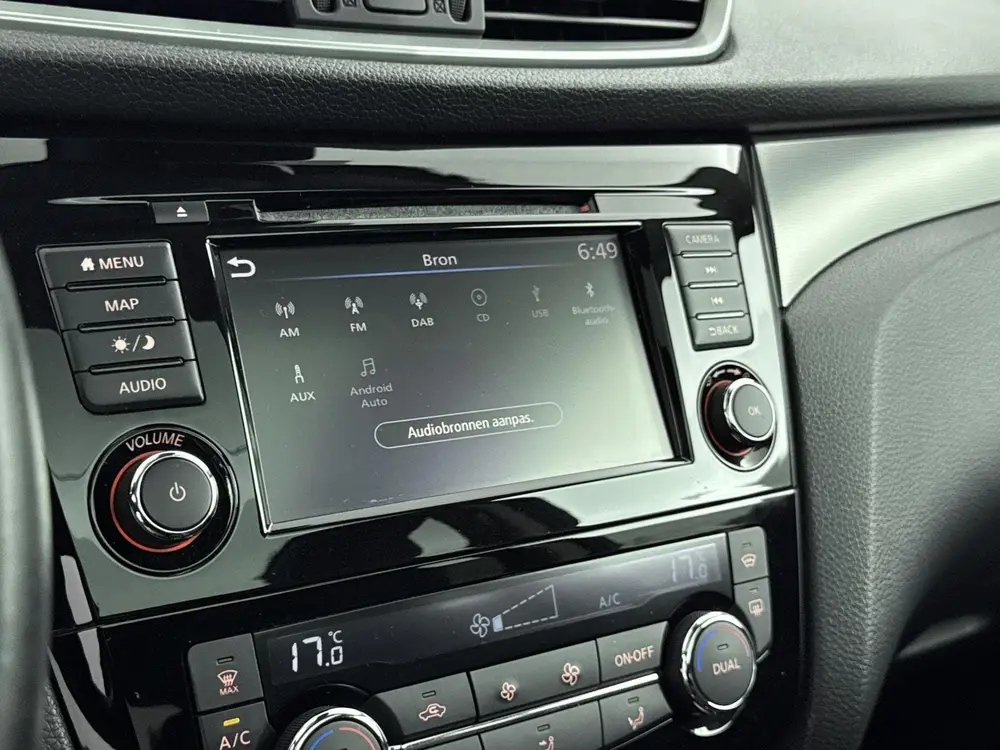 Nissan Qashqai 1.3 DIG-T Tekna 140PK | Panoramadak | Navigat uit 2019, foto 15