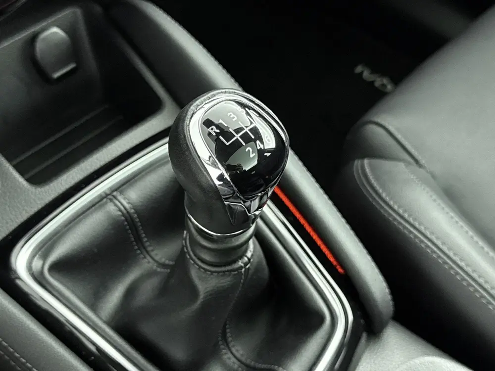 Nissan Qashqai 1.3 DIG-T Tekna 140PK | Panoramadak | Navigat uit 2019, foto 16
