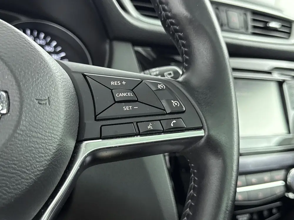 Nissan Qashqai 1.3 DIG-T Tekna 140PK | Panoramadak | Navigat uit 2019, foto 9