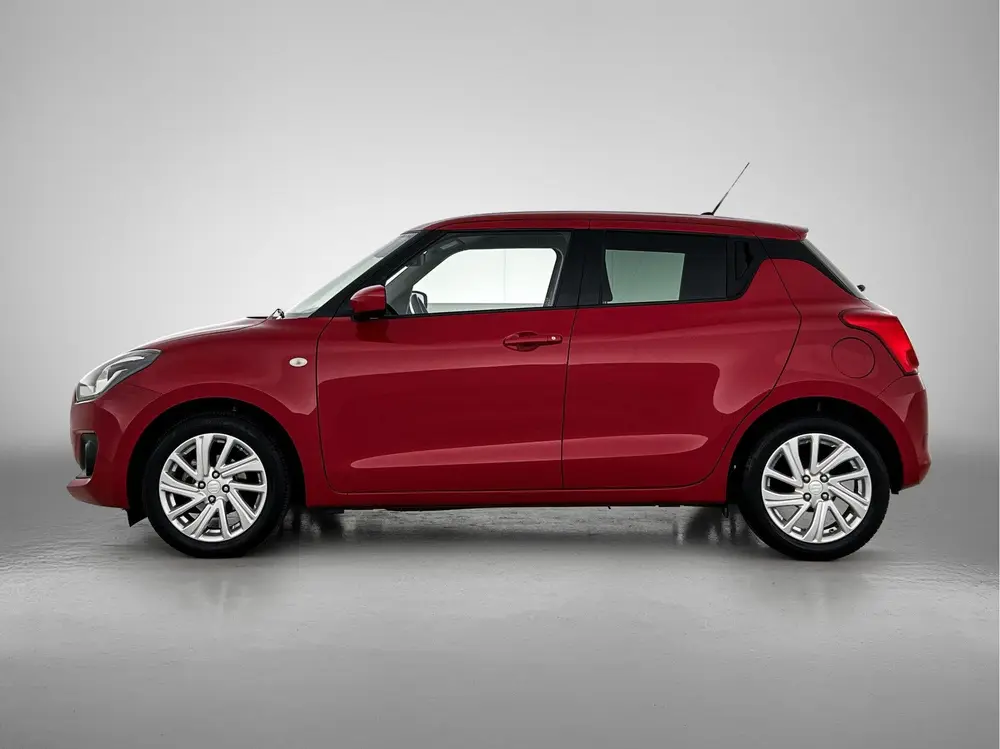 Suzuki Swift 1.2 Stijl Smart Hybrid uit 2020, foto 3